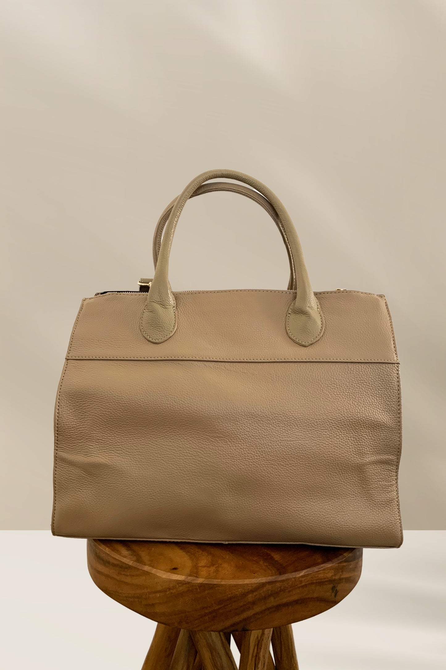 Avery Handmade Leather Tote in Sand