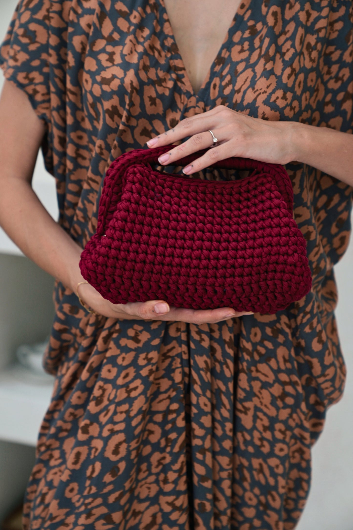 Cali Top Handle Knit Clutch in Wine